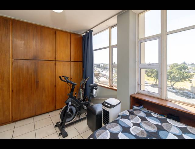 2 BEDROOM APARTMENT FOR SALE IN OAKDALE